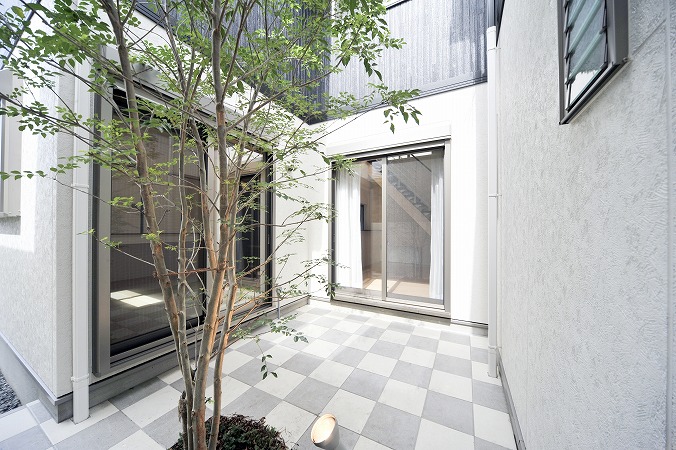 外構工事で魅力的な住まいをデザインする